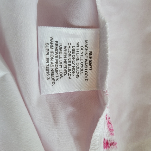 Beautiful Fusia Embroidered Liz Claiborne Sleeveless M Top - Picture 5 of 6